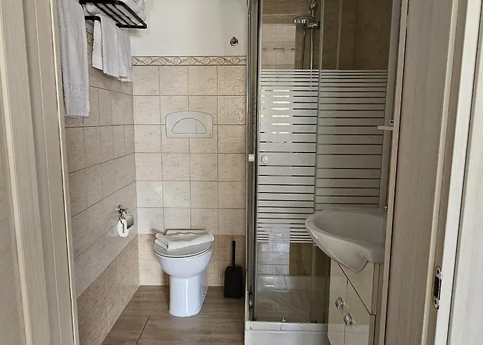 Affittacamere Rivabella בית הארחה 3*